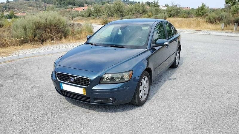 Azul Usado 2006 Volvo S40 Sedan | € 6.400 (Preço elevado) - Imagem 1/4