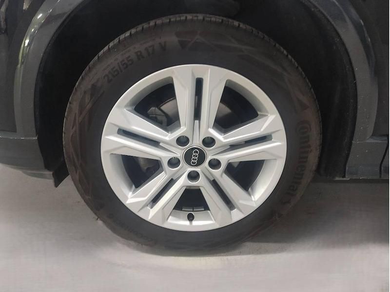 Usado Audi Q2 110 HP (80 kW) 2024 Preto SUV