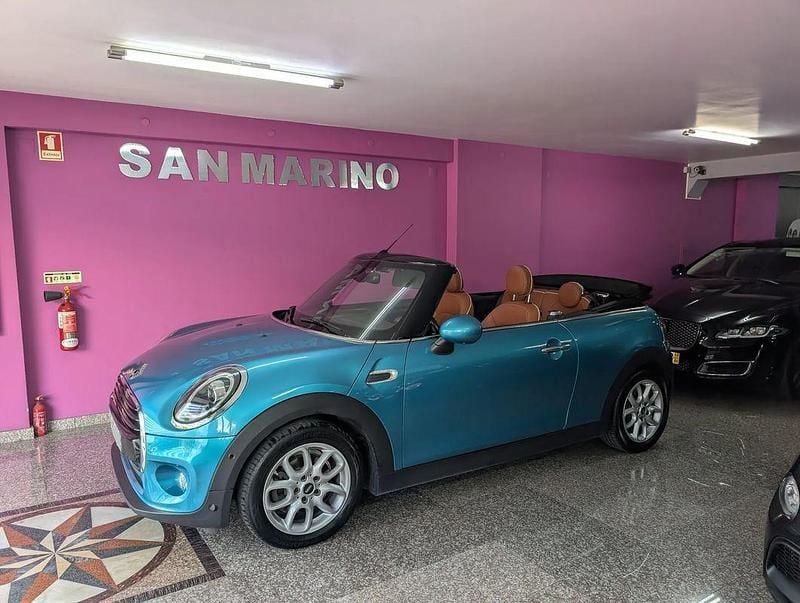 Usado Mini Cooper Cabriolet 136 HP (100 kW) 2019 Azul Cabrios
