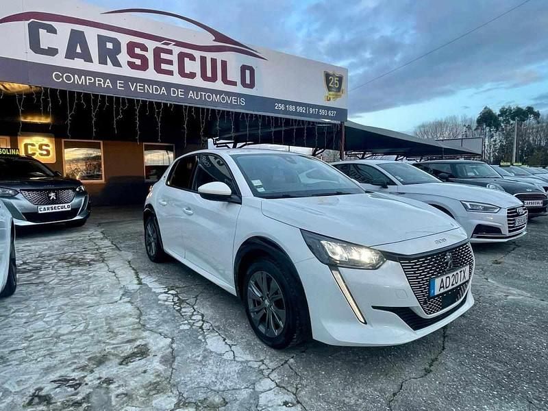 Usado Peugeot e-208 100 kW (136 HP) 2020 Branco Citadino