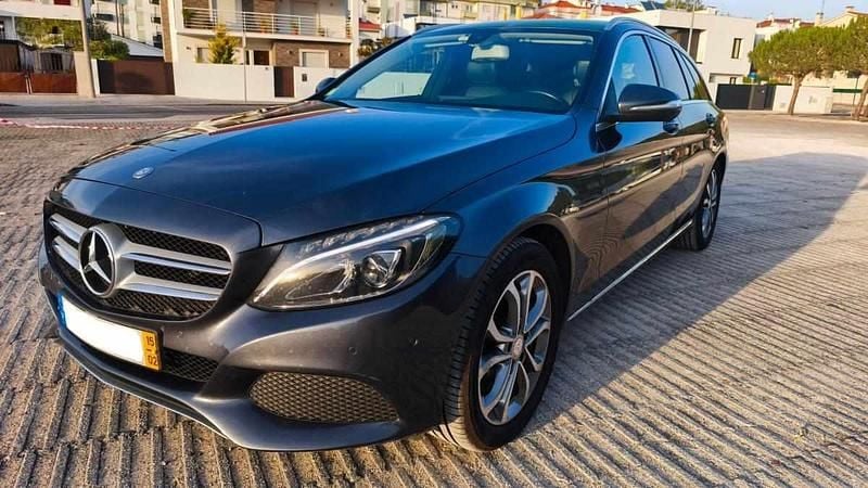 Cinzento Usado 2015 Mercedes C250 Carrinha | € 21.000 (Caro) - Imagem 1/4