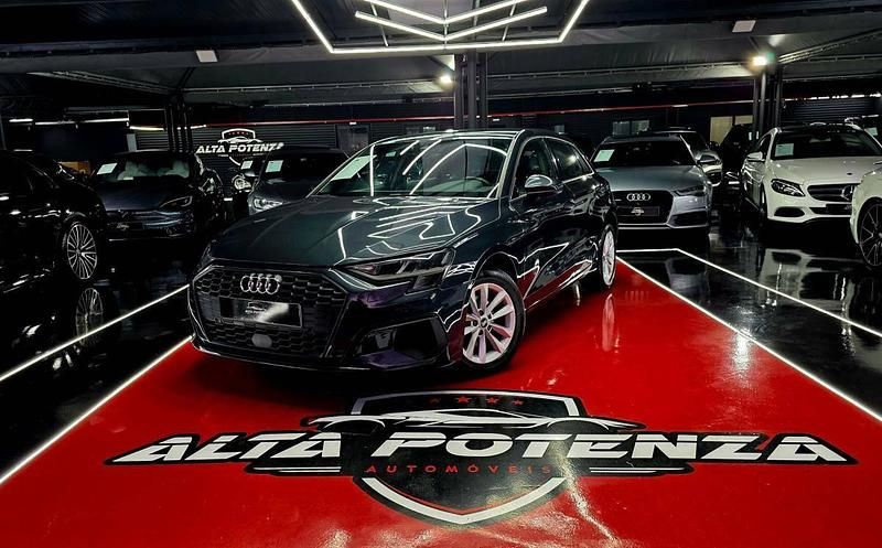 Usado Audi A3 116 HP (85 kW) 2021 Antracite Sedan