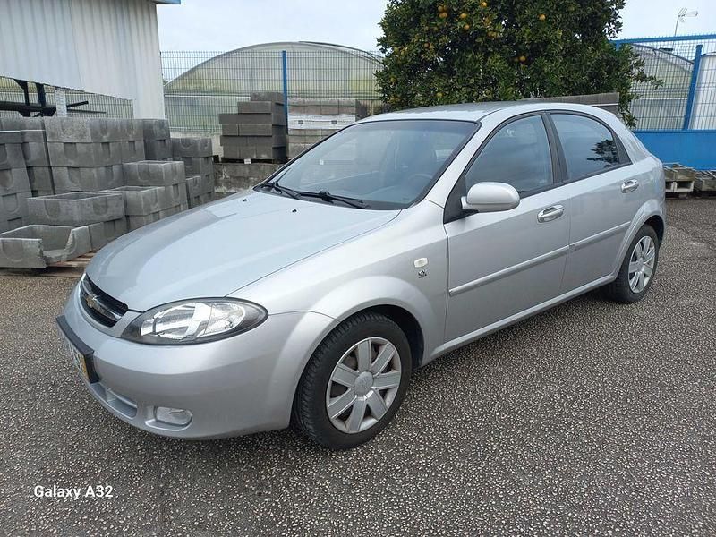 Usado 2007 Chevrolet Lacetti SX Sedan | € 2.800 - Imagem 1/4