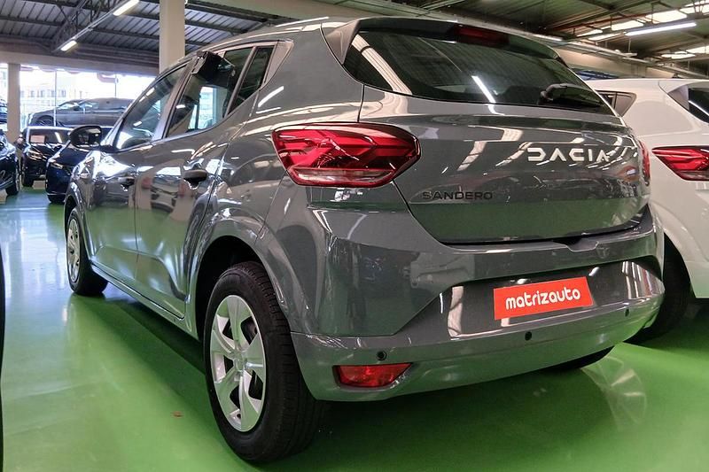 Usado Dacia Sandero Essentiel 101 HP (74 kW) 2024