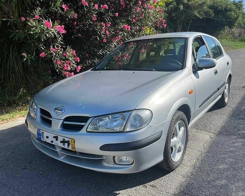 Usado 2001 Nissan Almera Sedan | € 1.950 - Imagem 1/4
