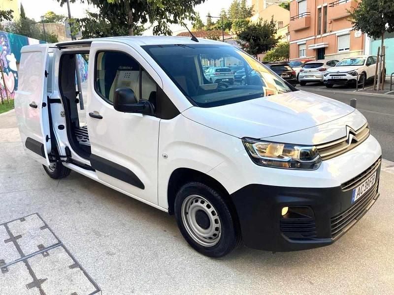Branco Usado 2020 Citroën Berlingo Feel Monovolume | € 12.490 (Bom preço) - Imagem 1/4