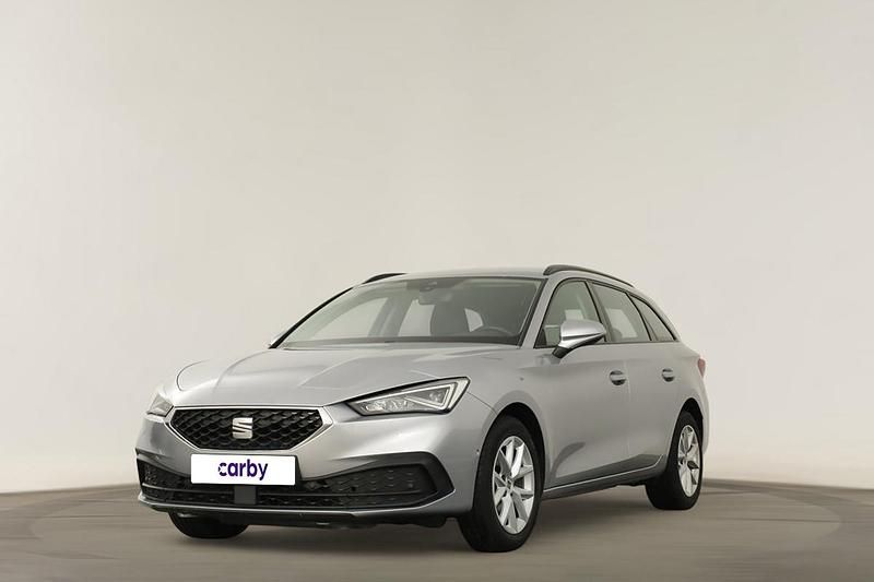 Usado Seat Leon ST Style 110 HP (80 kW) 2023 Cinzento Carrinha