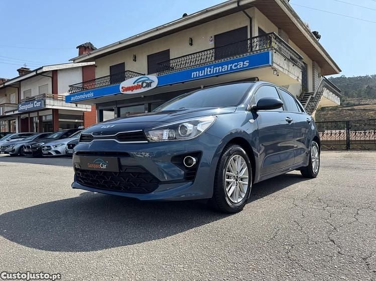 Cinza Usado 2021 Kia Rio | € 12.990 (Preço justo) - Imagem 1/1