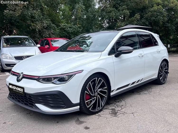 Branco Usado 2021 VW Golf VIII GTI Clubsport Citadino | € 34.990 (Preço justo) - Imagem 1/1