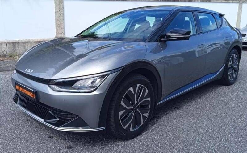 Cinza Usado 2022 Kia EV6 Air SUV | € 31.440 (Preço justo) - Imagem 1/4