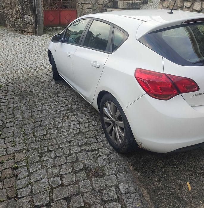 Usado Opel Astra 2011 Sedan