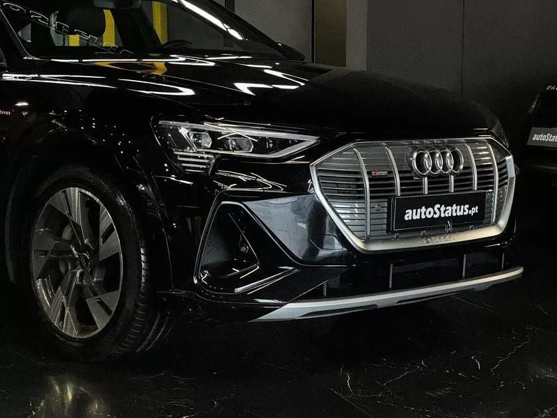 Usado Audi e-tron Sportback S-Line 300 kW (408 HP) 2022 Preto SUV