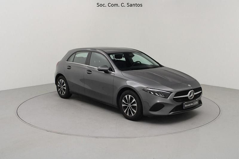 Usado Mercedes A200 Advanced 163 HP (119 kW) 2024 Cinza Sedan