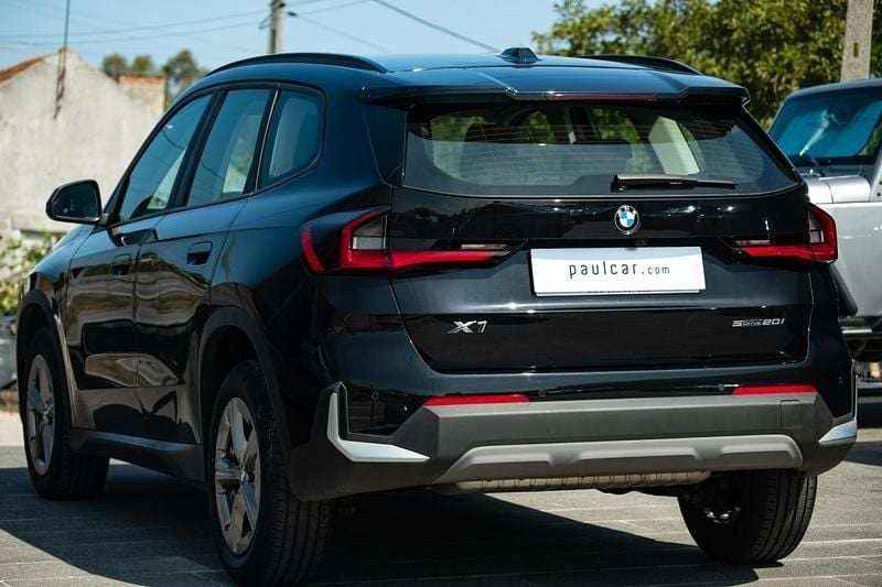 Usado BMW X1 170 HP (125 kW) 2024 Preto SUV