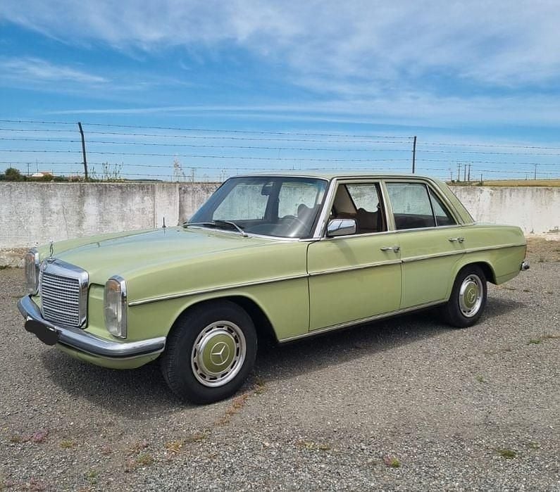 Usado Mercedes 240 1973 Sedan