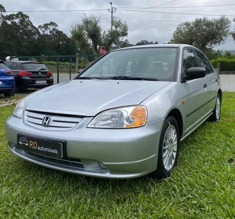 Cinzento Usado 2006 Honda Civic | € 3.500 (Bom preço) - Imagem 1/4