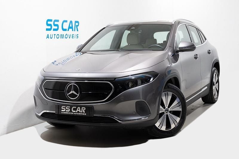 Usado Mercedes EQA250 Progressive 139 kW (190 HP) 2022 Cinza SUV