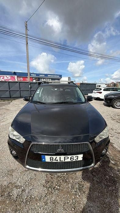 Usado 2011 Mitsubishi Outlander SUV | € 5.900 - Imagem 1/4