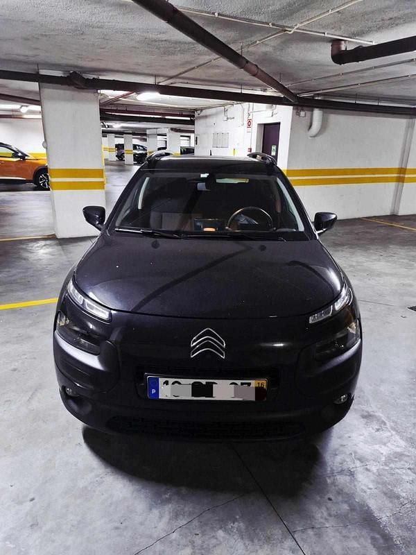 Usado Citroën C4 Cactus PureTech 82 HP (60 kW) 2016 Preto Citadino