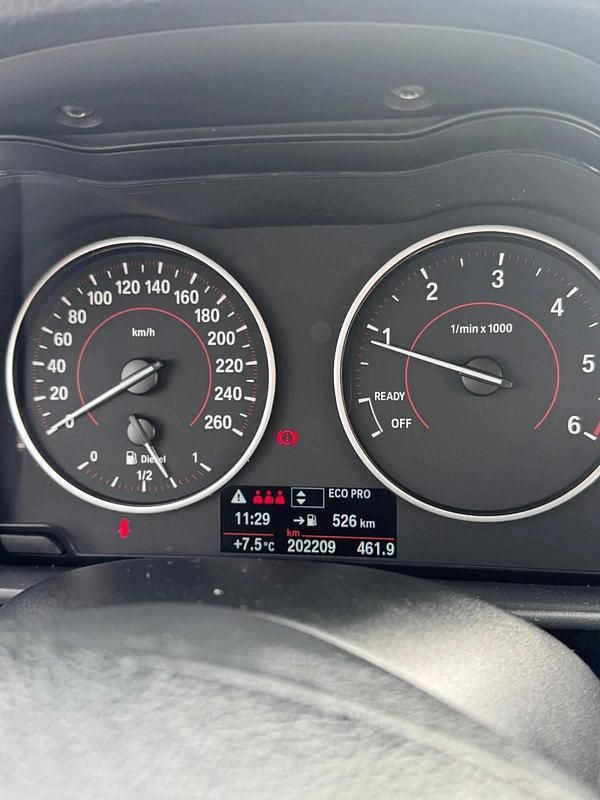 Usado BMW 116 116 HP (85 kW) 2012 Preto Citadino