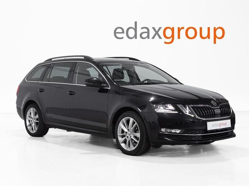 Preto Usado 2018 Skoda Octavia Style Carrinha | € 14.040 (Preço elevado) - Imagem 1/4