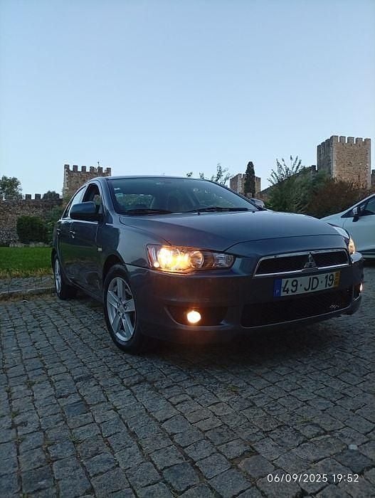Usado 2010 Mitsubishi Lancer Sedan | € 6.500 - Imagem 1/4