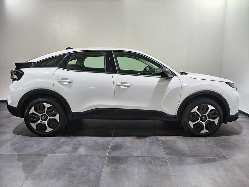 Usado Citroën C4 145 HP (106 kW) 2025 Branco SUV