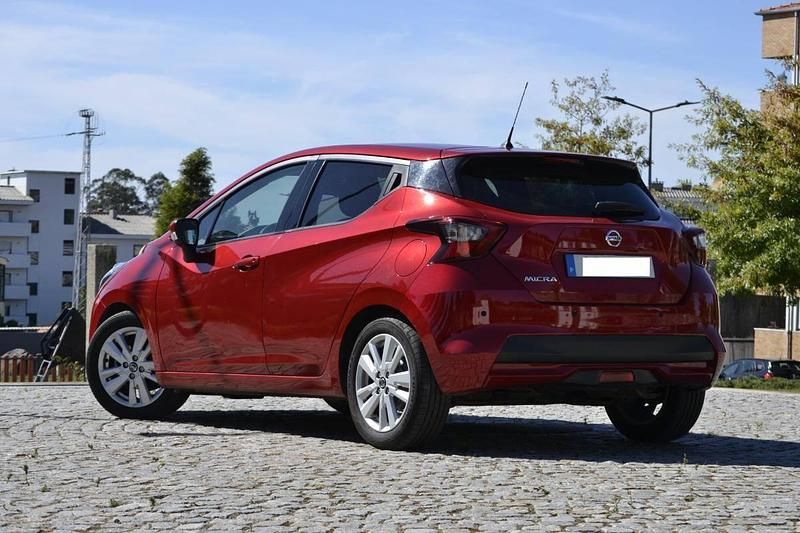 Usado Nissan Micra 100 HP (73 kW) 2019 Vermelho Citadino