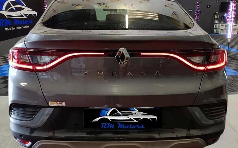 Usado Renault Arkana 140 HP (102 kW) 2023 Cinza SUV