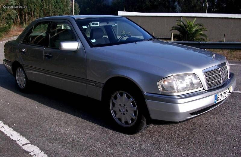 Vendido Mercedes C220 Elegance 94 Carros