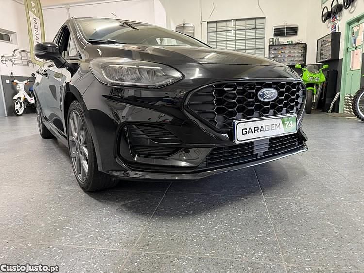 Usado Ford Fiesta ST-Line 100 HP (73 kW) 2022 Preto Citadino