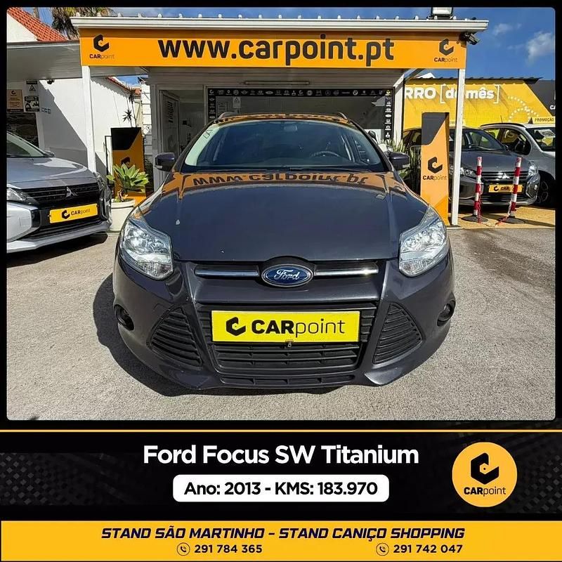Cinzento Usado 2013 Ford Focus Titanium Carrinha | € 11.750 (Caro) - Imagem 1/4