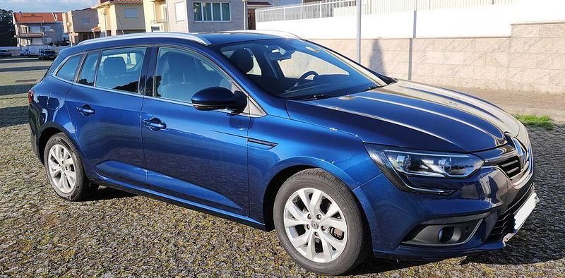 Usado 2018 Renault Mégane IV Sedan | € 9.000 (Super Preço) - Imagem 1/4
