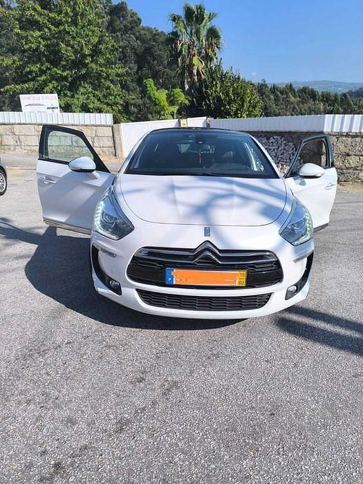 Usado 2015 Citroën DS5 So Chic Citadino | € 13.000 (Preço justo) - Imagem 1/4