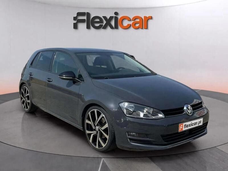 Cinza Usado 2017 VW Golf VII Allstar Citadino | € 14.890 (Bom preço) - Imagem 1/4