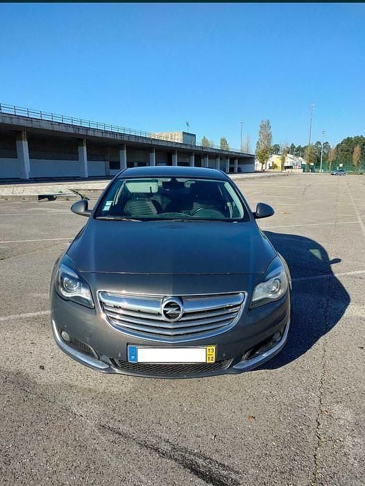 Usado 2013 Opel Insignia Sedan | € 6.000 (Preço justo) - Imagem 1/4