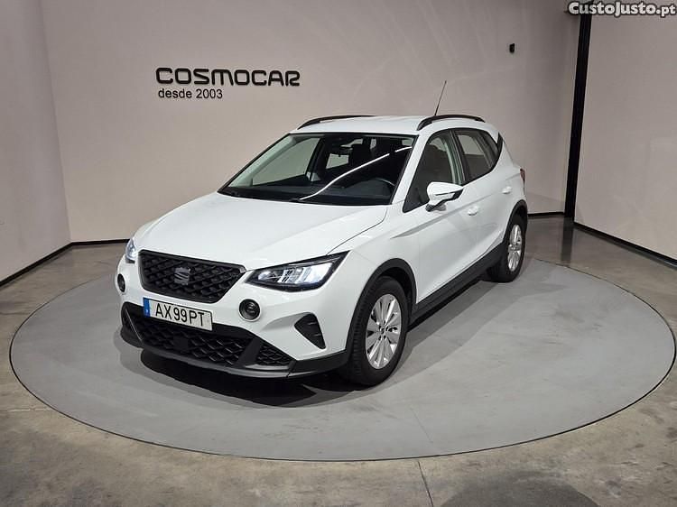 Branco Usado 2023 Seat Arona Style SUV | € 15.900 (Preço justo) - Imagem 1/1