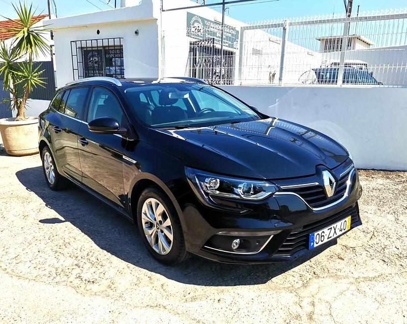Preto Usado 2020 Renault Mégane GrandTour Carrinha | € 16.950 (Preço justo) - Imagem 1/4