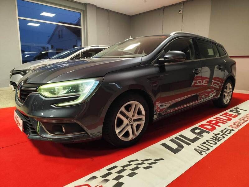 Antracite Usado 2017 Renault Mégane IV Carrinha | € 12.780 (Preço justo) - Imagem 1/4