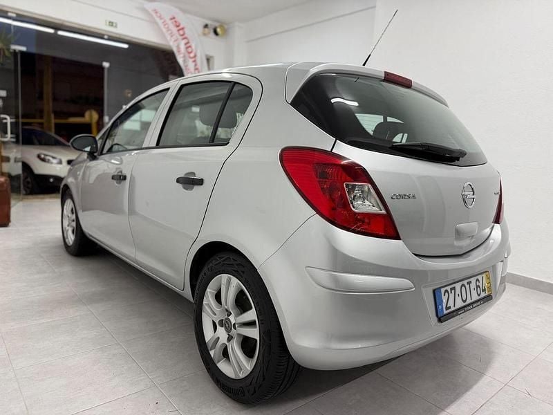 Usado Opel Corsa 95 HP (69 kW) 2014 Cinza Citadino