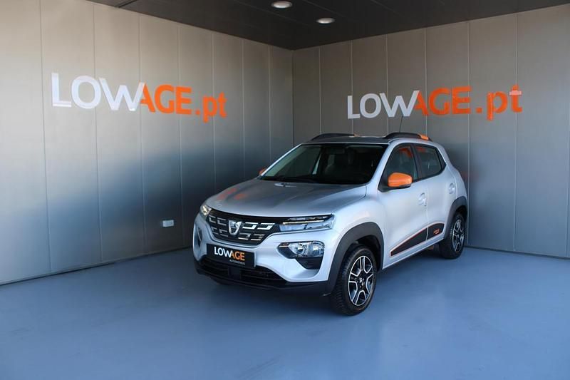 Cinzento Usado 2022 Dacia Spring Citadino | € 13.900 (Preço elevado) - Imagem 1/4