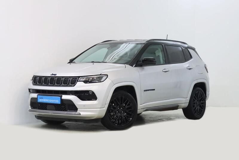 Cinzento Usado 2023 Jeep Compass SUV | € 28.750 (Bom preço) - Imagem 1/4