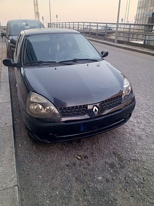 Usado 2001 Renault Clio II | € 1.100 (Preço justo) - Imagem 1/3