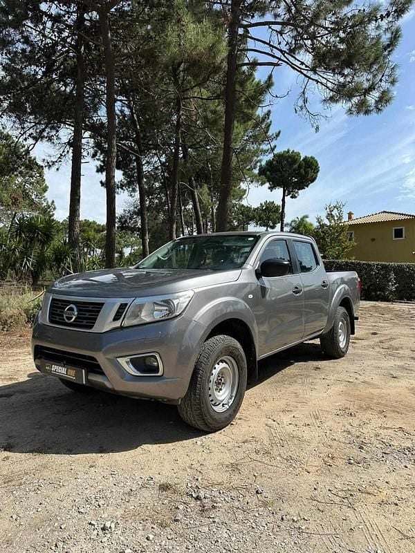 Cinza Usado 2016 Nissan Navara Visia Pickup | € 21.900 (Bom preço) - Imagem 1/4
