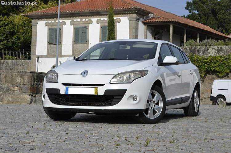 Usado Renault Mégane GrandTour Dynamique 110 HP (80 kW) 2009 Branco Carrinha