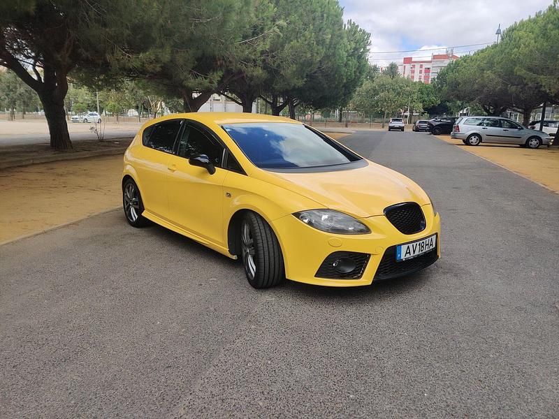 Usado Seat Leon CUPRA 240 HP (176 kW) 2009 Amarelo Citadino