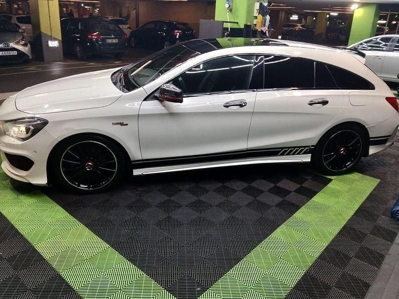 Usado Mercedes CLA220 AMG 170 HP (125 kW) 2015 Sedan