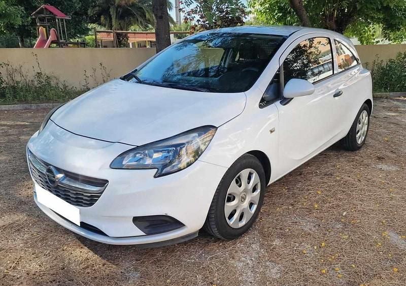 Usado Opel Corsa 75 HP (55 kW) 2016 Branco Van