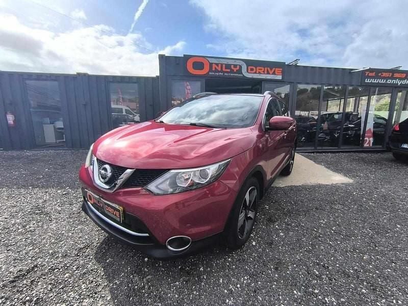 Vermelho Usado 2016 Nissan Qashqai SUV | € 14.250 (Bom preço) - Imagem 1/4