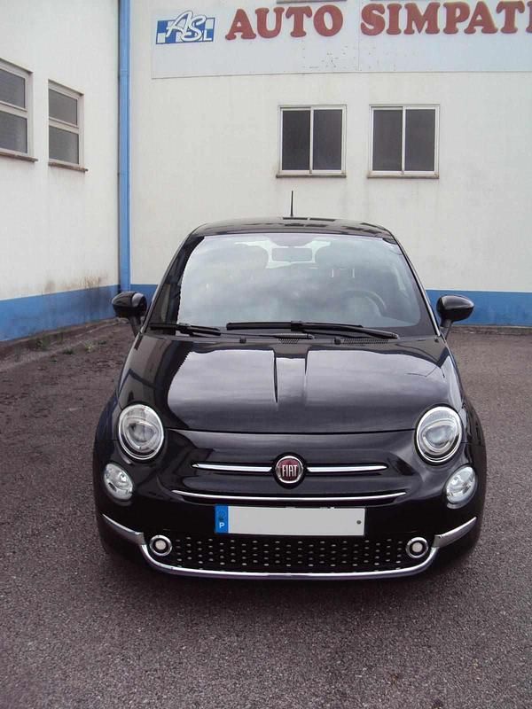 Usado Fiat 500 70 HP (51 kW) 2024 Preto Cabrios